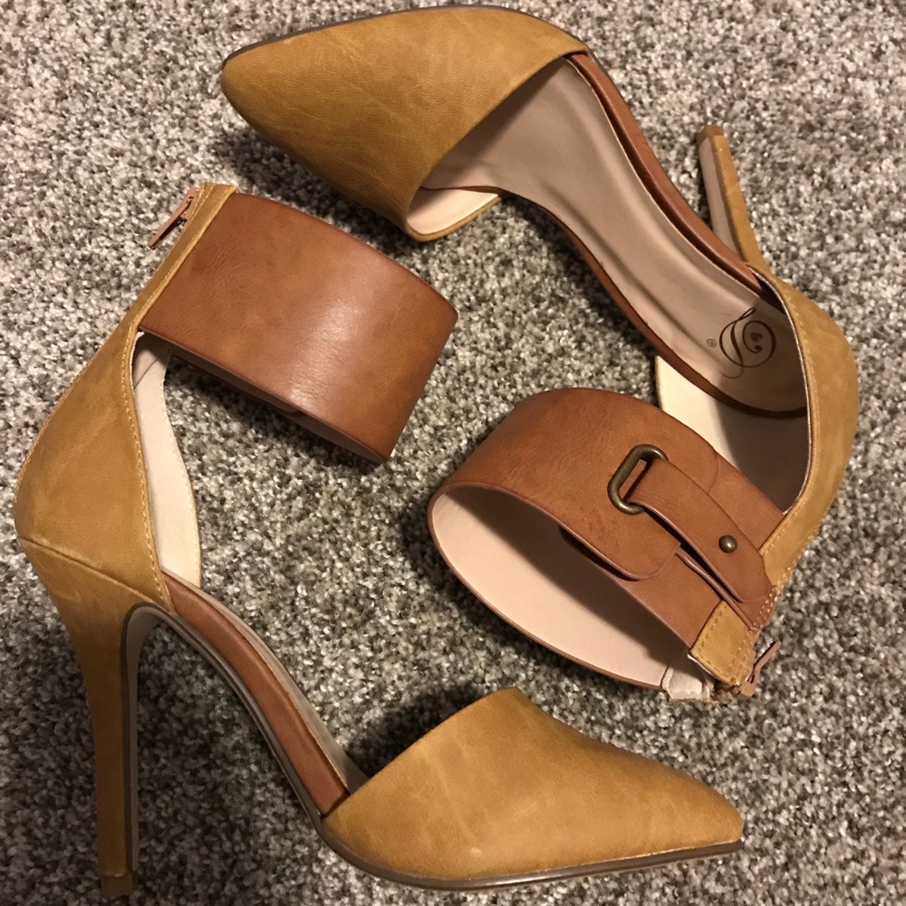Brown pumps